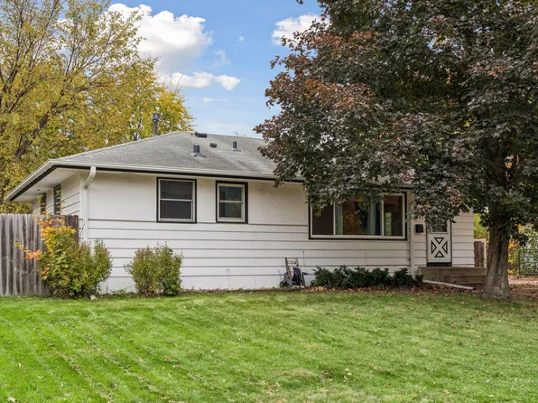 7006 Ewing Ave N, Brooklyn Center, MN 55429
