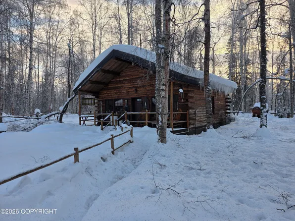 21373 W Creekside Dr, Willow, AK 99688
