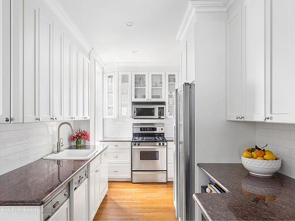 2nd image of 517 E 86th St #6A