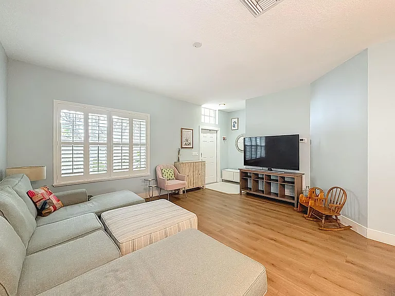 1143 Canoe Point — Photo 13