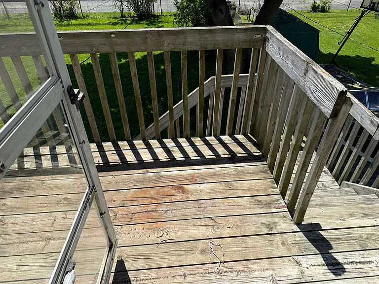 21822 Lakeview St #2 — Photo 17