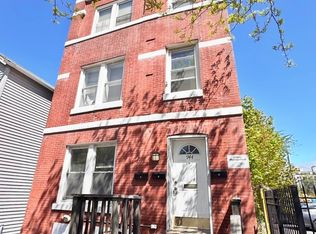 944 W 18th St, Chicago, IL 60608