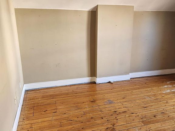 2nd image of 1720 N Pearl St #B