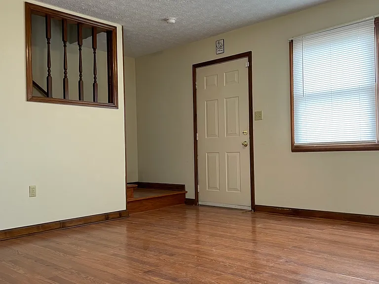 105 Mayflower Rd #24 — Photo 6