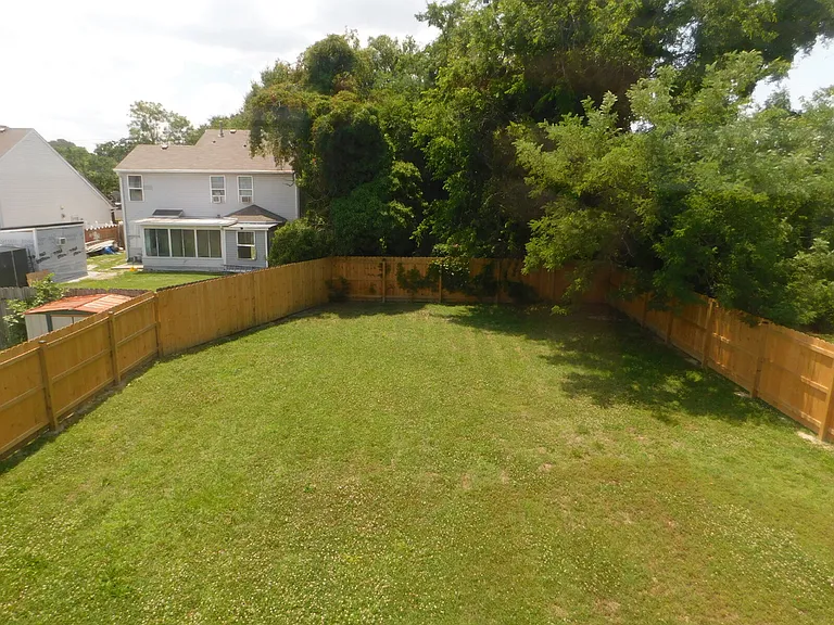 7559 Hughart St — Photo 53