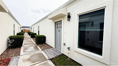 1201 E Iris Ave #6 Photo 1