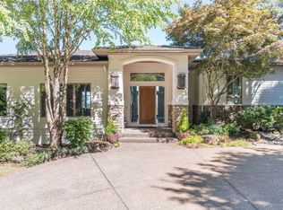 1188 Cherry Cir, Lake Oswego, OR 97034