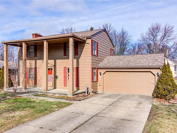 3rd image of 921 Elywood Dr