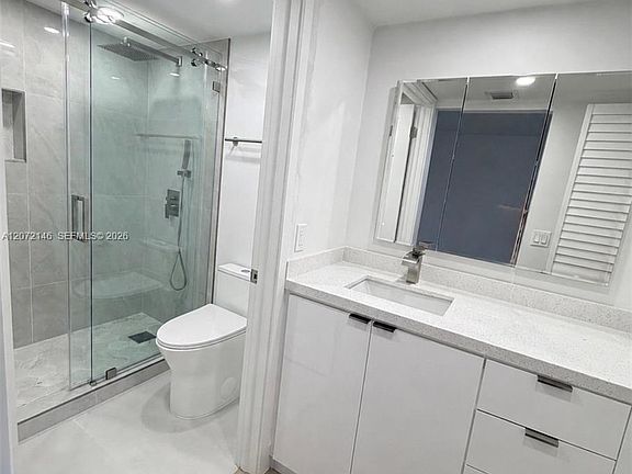 4th image of 10985 SW 107th St APT 105