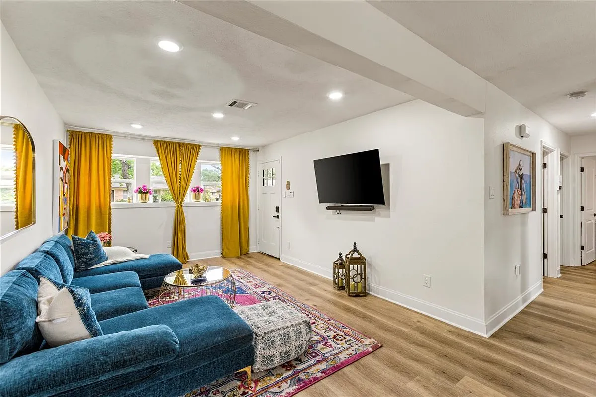 4 bed, 1777 sqft, $5,750 — Photo 4