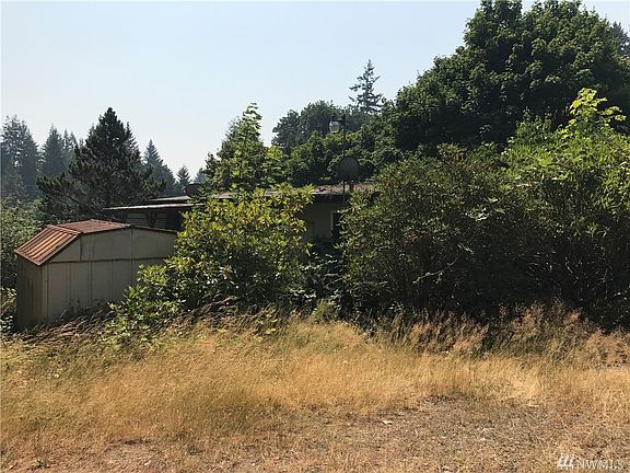 2nd image of 70 NE Little Mission Creek Ln