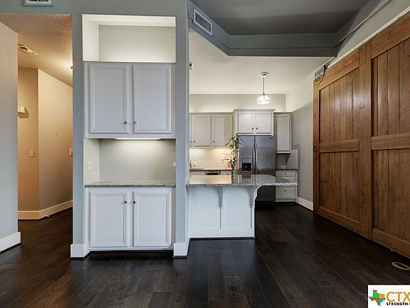 5th image of 472 W San Antonio St #R201-d