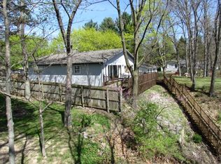 11434 W Paradise Rd, Monticello, IN 47960