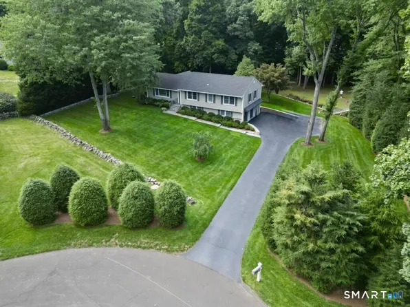 51 Horton Lane, New Canaan, CT 06840