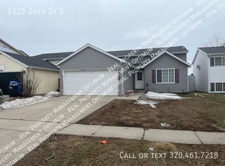 6125 24th St S, Fargo, ND 58104