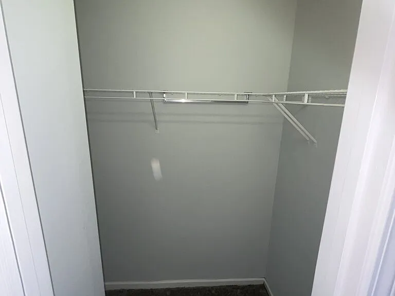 221A Campus Dr #4 — Photo 9