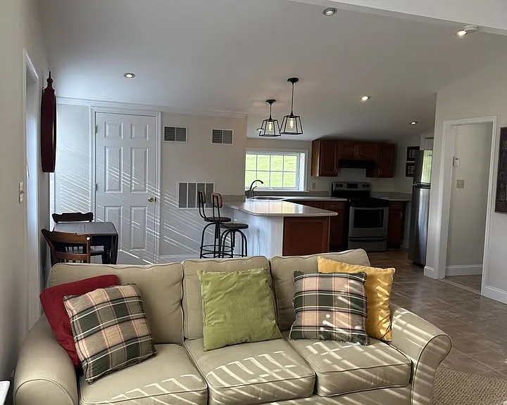 3045 Conestoga Rd — Photo 2