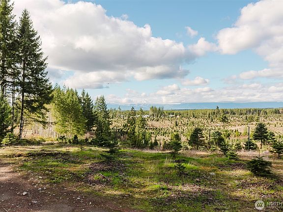 3rd image of 8985 SW Lake Flora Road