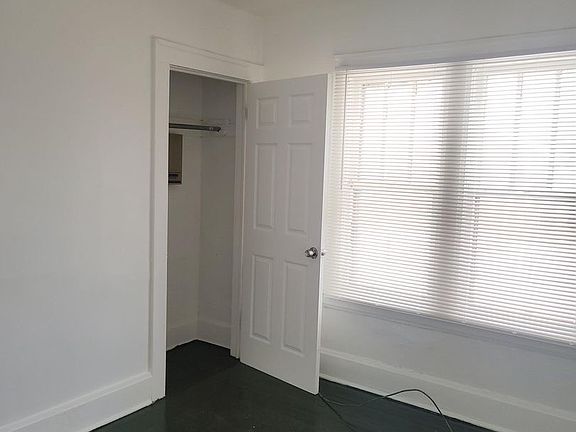 5th image of 11517 Stoepel Ave #11519
