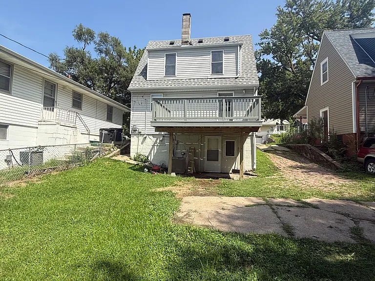 3724 N 55th St — Photo 33