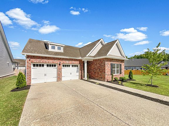 2nd image of 141 Sherringham Way