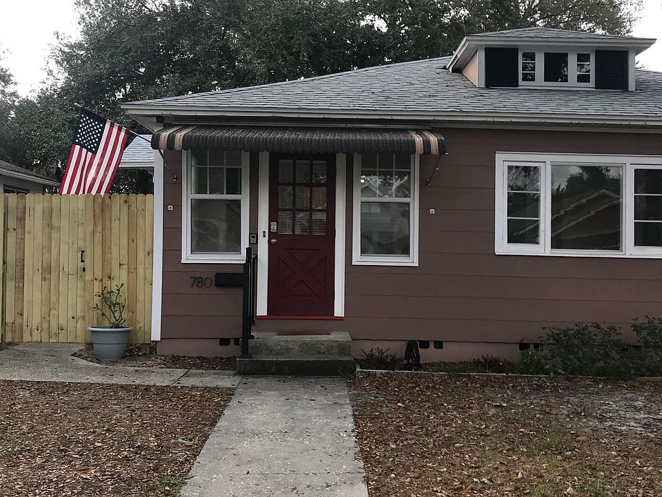 1st image of 780 27th Ave N #1