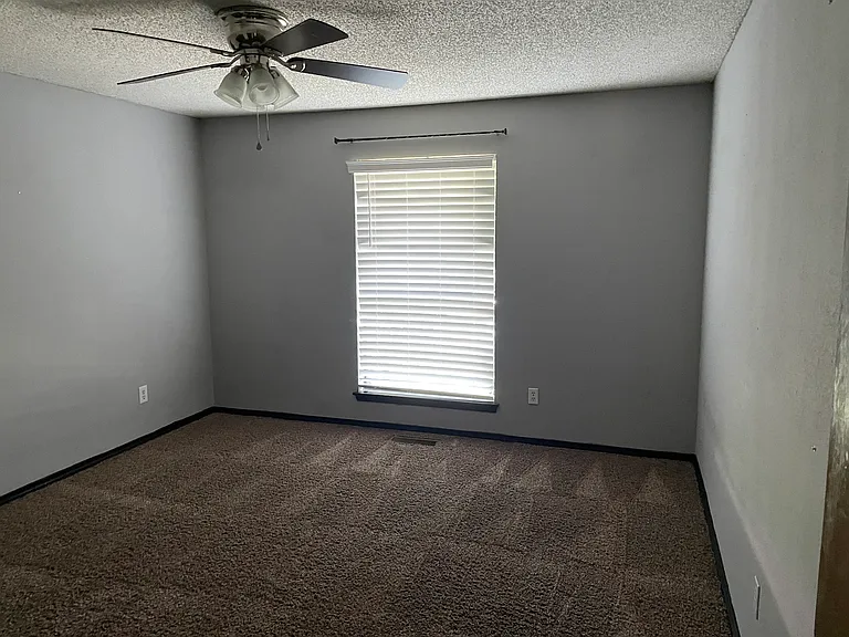 1412 Cedar Ridge Rd — Photo 9