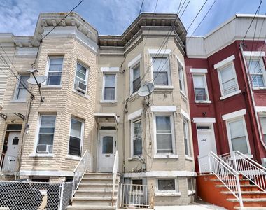 400A 67th St, West New York, NJ, 07093