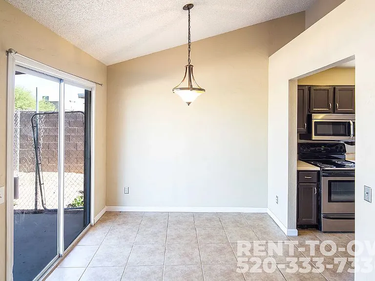 8661 N Newhill Ave — Photo 7