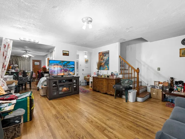 2026 Kennedy Boulevard image 4 of 13