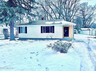 1103 Englewood Ave, Muskegon, MI 49441