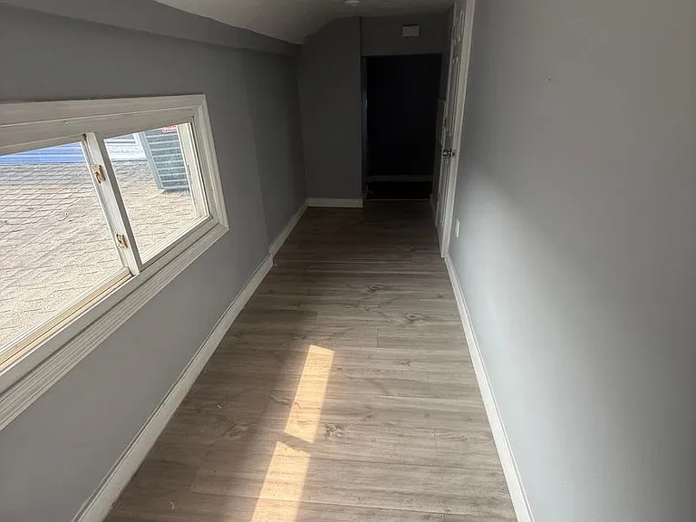171-173 Dundaff Street — Photo 8