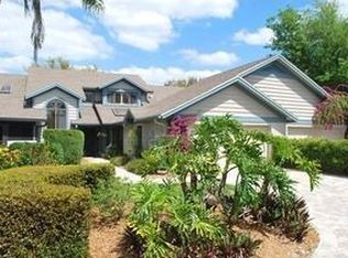 32 Water Oaks Way, Naples, FL 34105