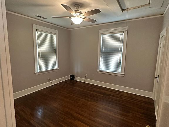 4th image of 3660 Spottswood Ave