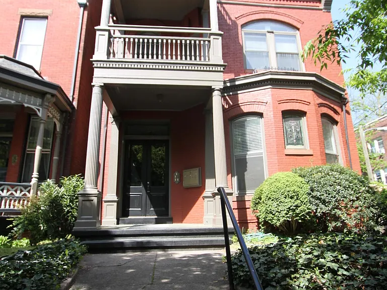 1500 Grove Ave #1 — Photo 1