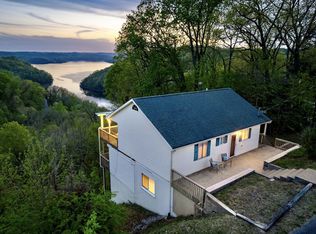 258 Captains Point Rd, Silver Point, TN 38582