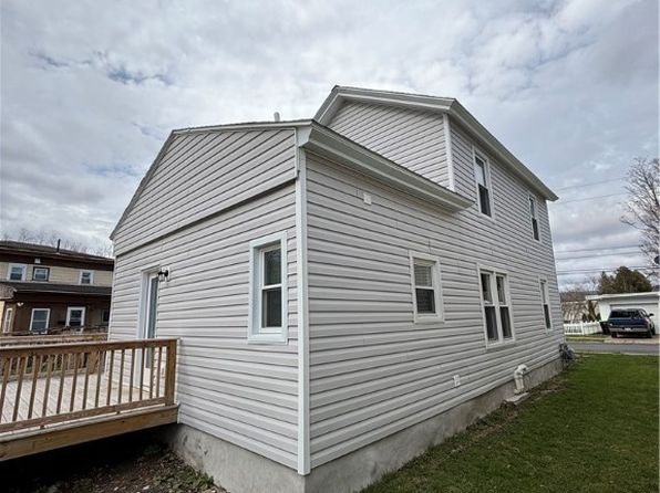 100 1st Ave, Frankfort, NY 13340