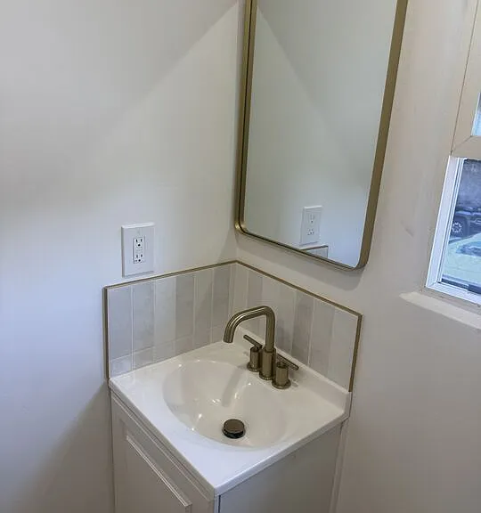 1254 N Orange Grove Ave #3 — Photo 13