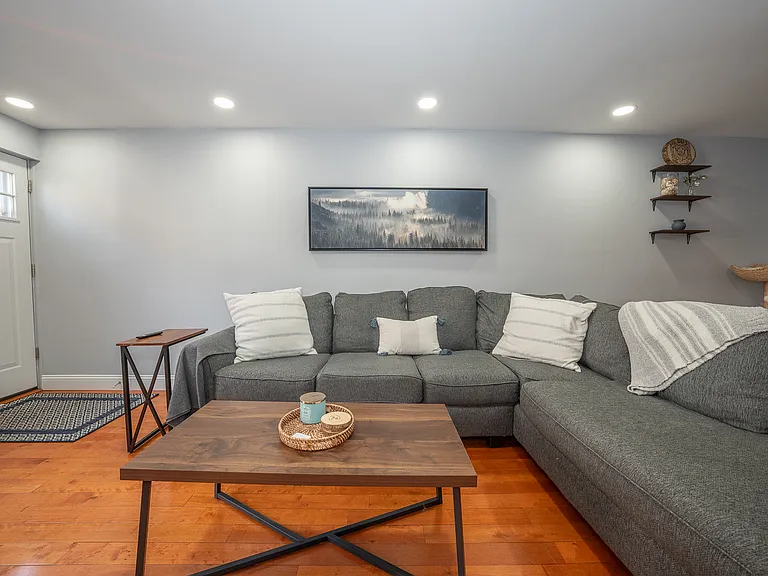 236 Wilder St — Photo 6