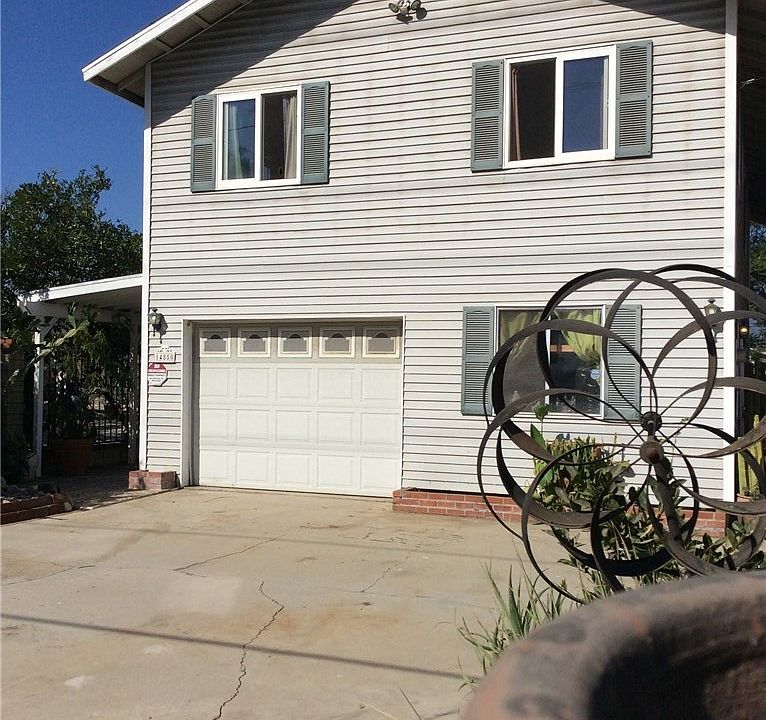 1st image of 14850 Merrill Ave