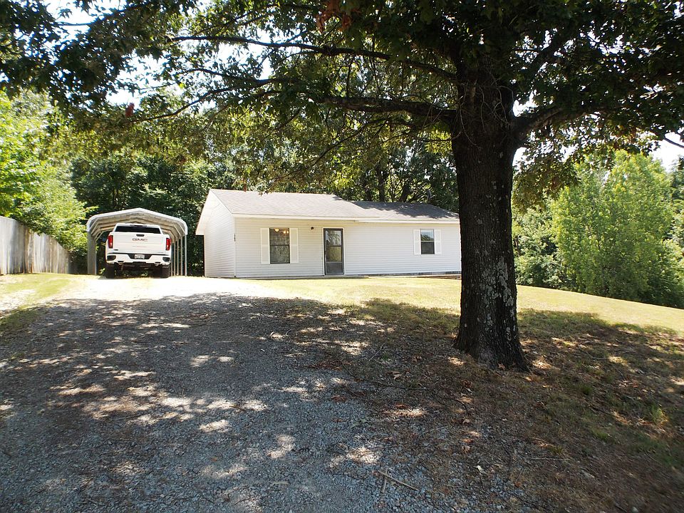 2nd image of 1903 Kizer Dr