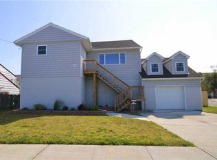 77 Suffolk St, Freeport, NY 11520