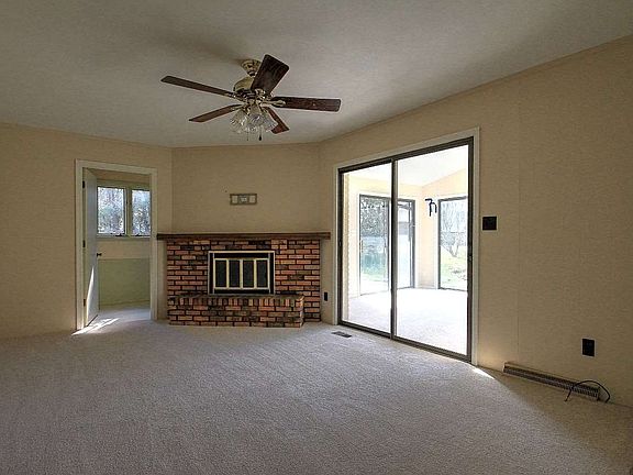 4th image of 3601 Lindahl Dr