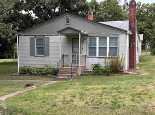 713 Prospect St, Onaga, KS 66521