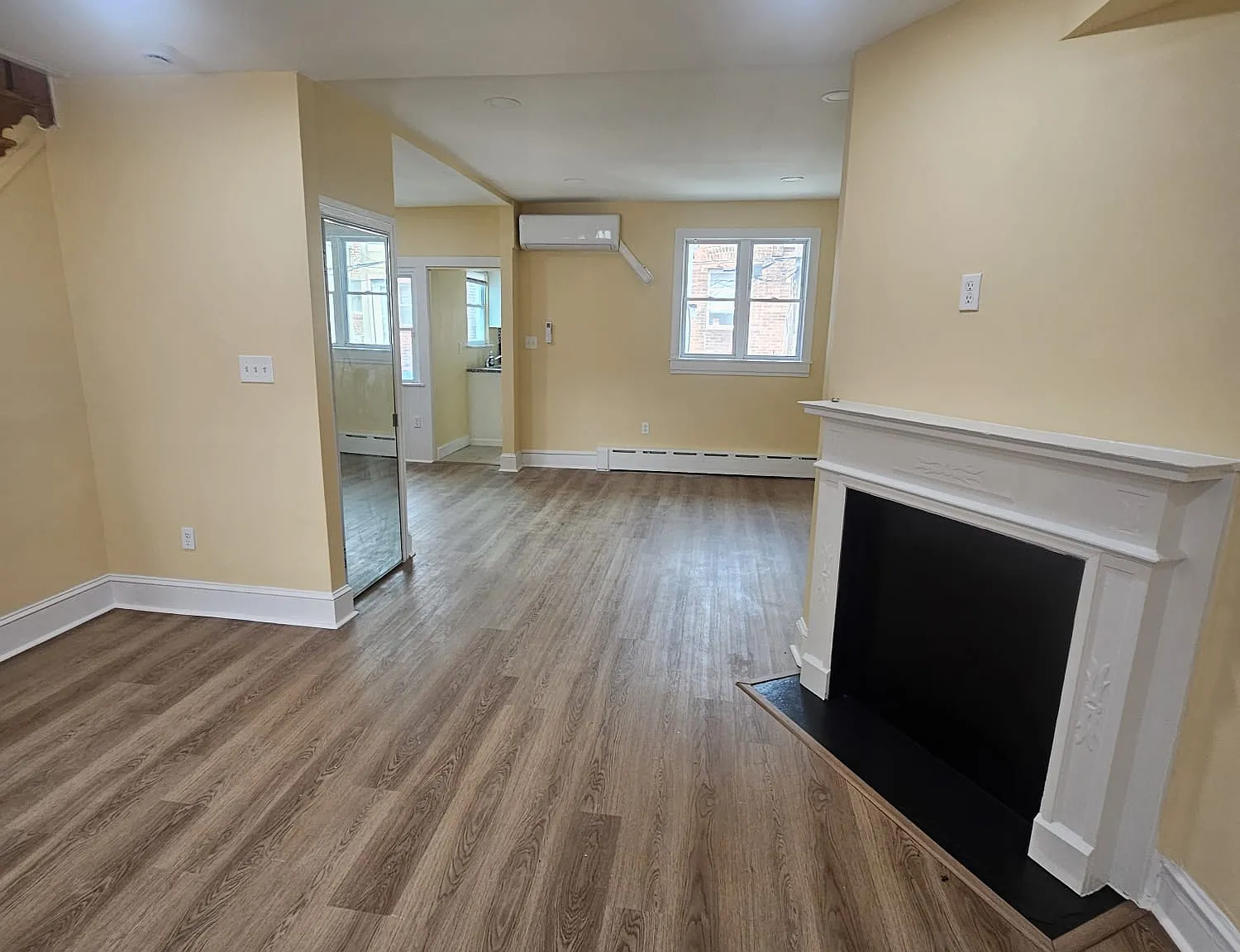 3 bed, 1230 sqft, $2,250 — Photo 3