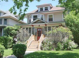 838 Gunderson Ave, Oak Park, IL 60304