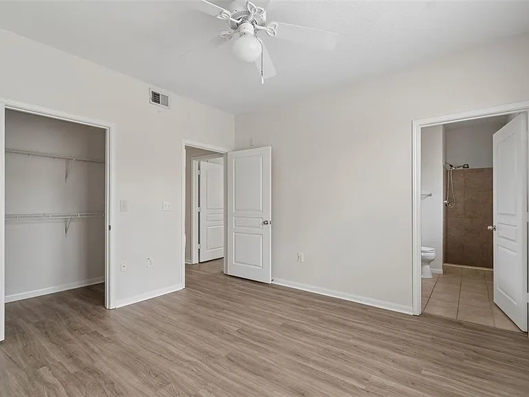 5125 Palm Springs Blvd #4305 — Photo 34