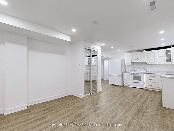 3rd image of 58 London Rd #Basement