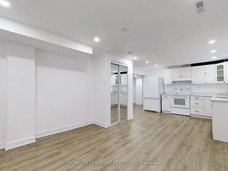 58 London Rd #BASEMENT — Photo 3