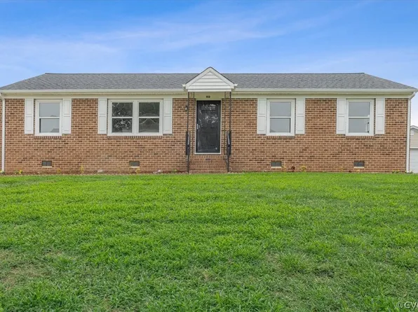 1112 Pleasant Dale Ave, Colonial Heights, VA 23834